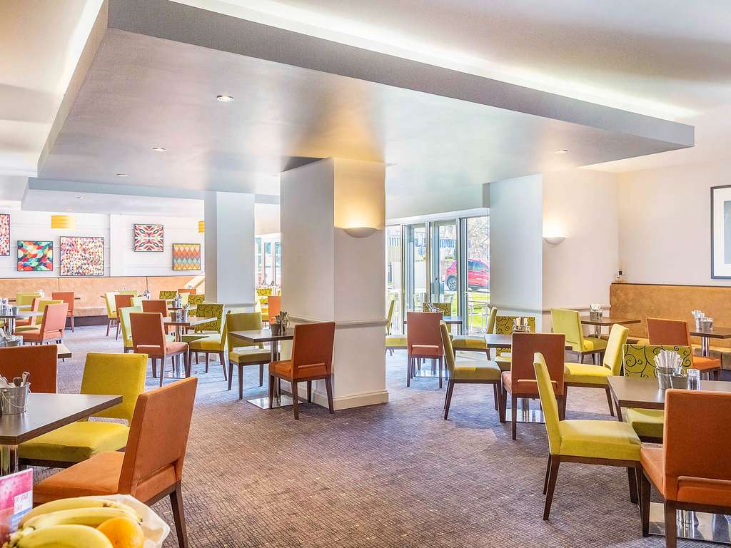 Mercure Northampton restaurant